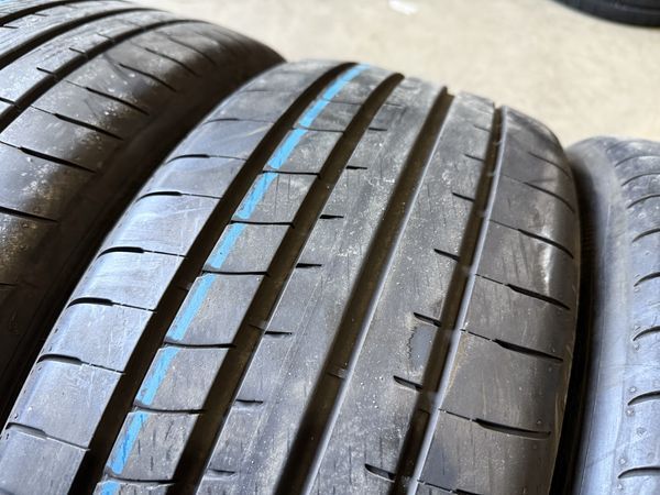 235/45/19 Goodyear 4бр