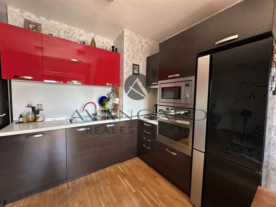 оф.23498 Тристаен обзаведен до ВМИ