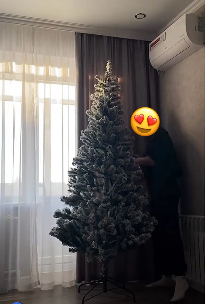 Продам елку снежную 210см