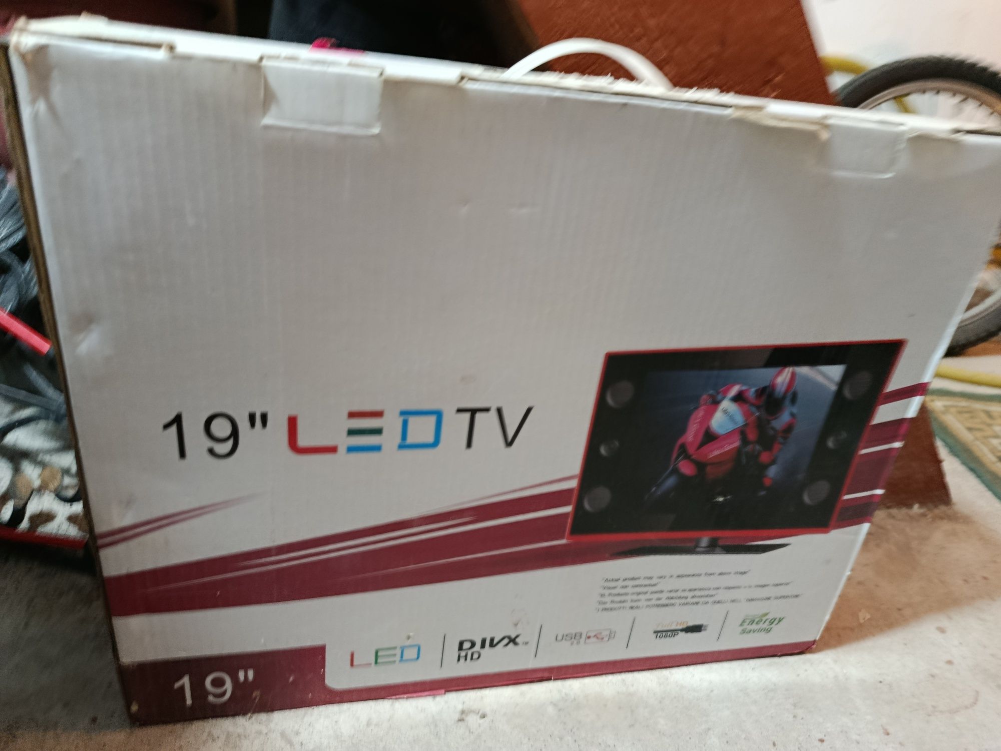 Televizor 19 led tv
