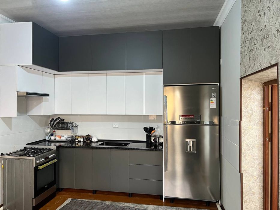 Mebel  na zakas Gold pagon metri 1.800.00