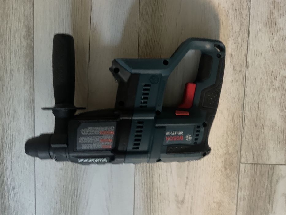 Ciocan rotopercutor - bosh