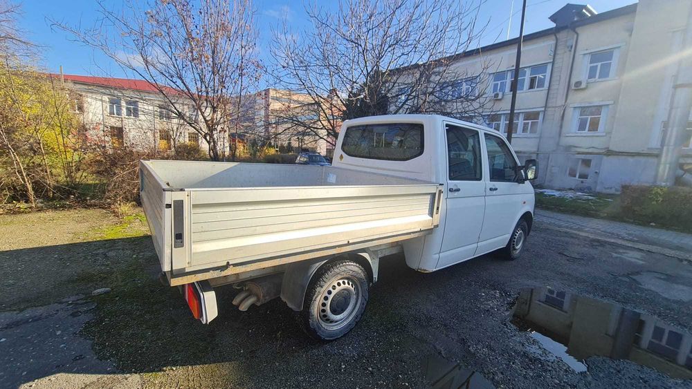VW T5 Transporter 5+1 locuri