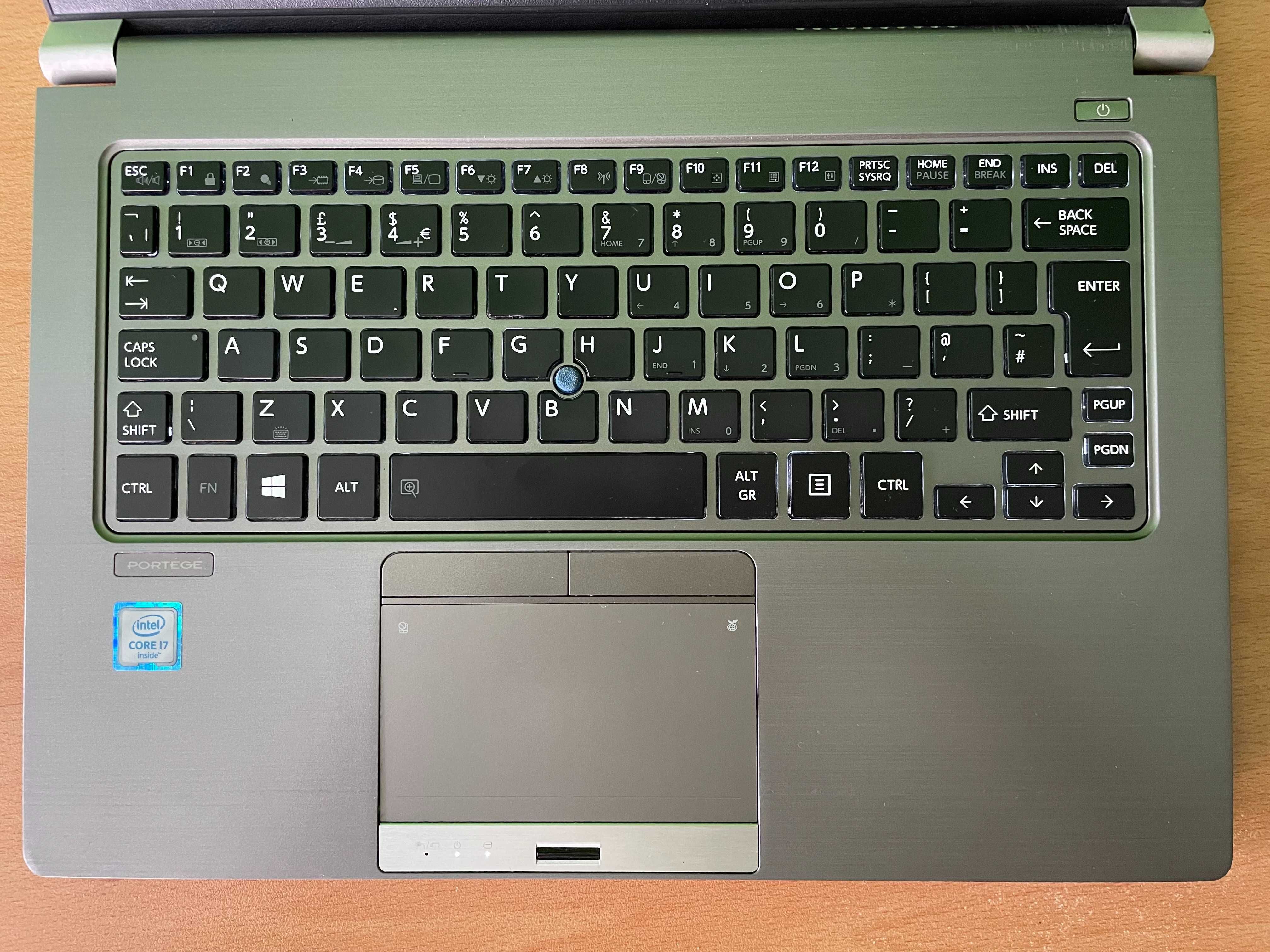 Toshiba Portege Z30 - i7-6500u, 16GB RAM, 256GB NVMe SSD PCle, 13''FHD