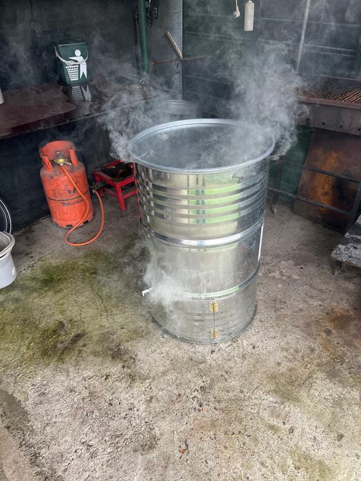 Butoi zincat simplu sau  afumătoare