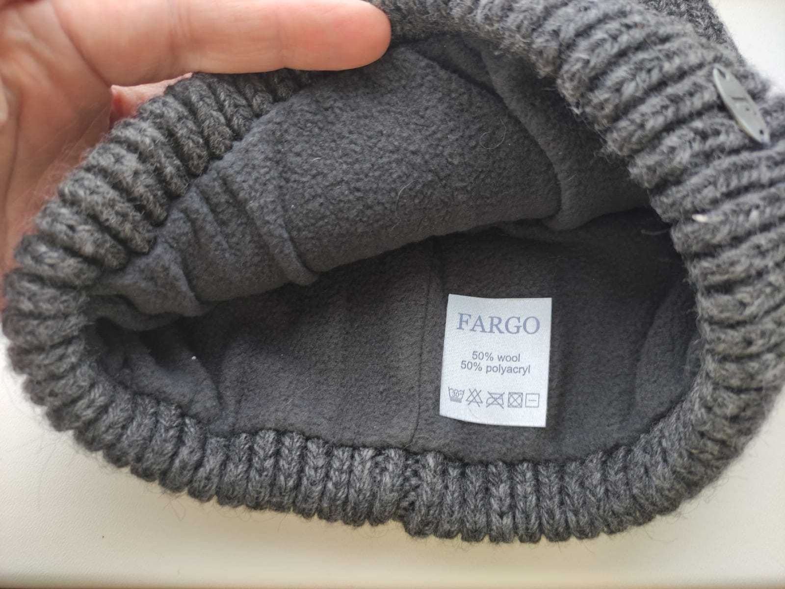 Продам шапки женские