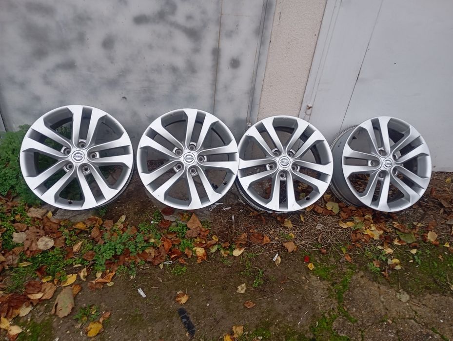 Оригинални Джанти Nisan 17"