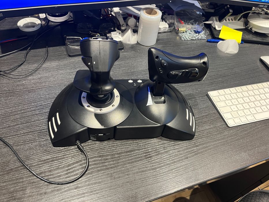 Thrustmaster Hotas ONE