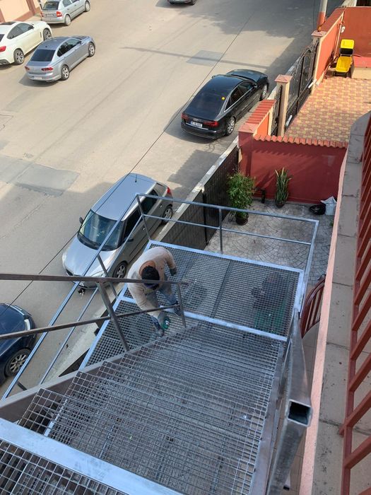 Scara metalica zincata  exterioara pentru ,case, beciuri și incendii