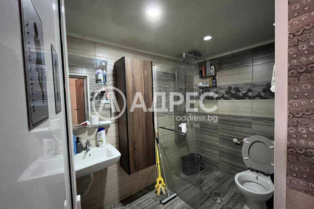 Продава се Тристаен апартамент в Разград, Център - 102 кв.м за 1150 €/кв.м - Снимка #8