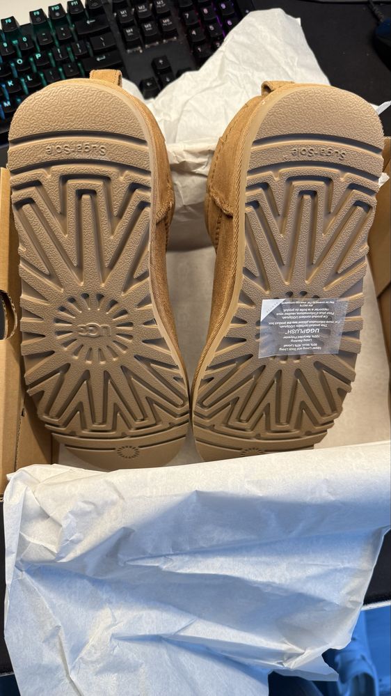 Ботуши mini ugg