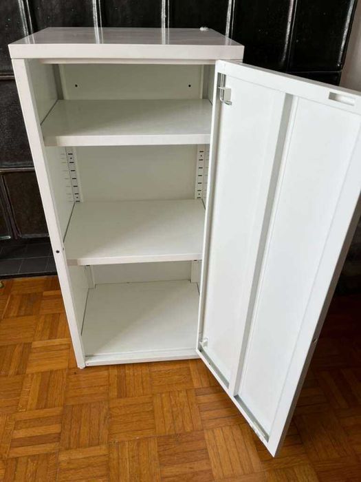 Josef Ikea , dulap/cabinet metalic interior/exterior