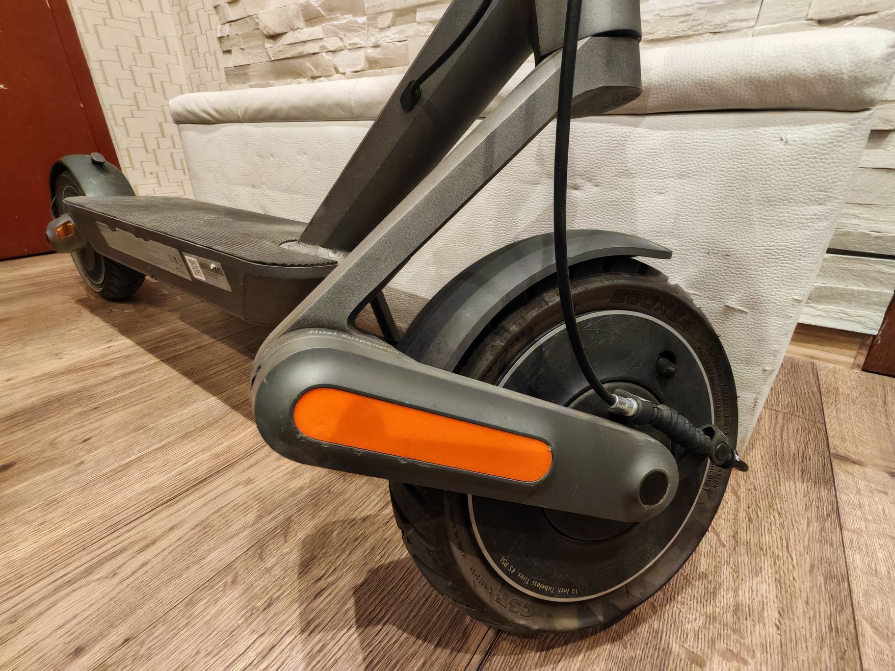 ***XIAOMI SCOOTER 4 ULTRA EMAG 2г гаранция Електрически скутер тротине
