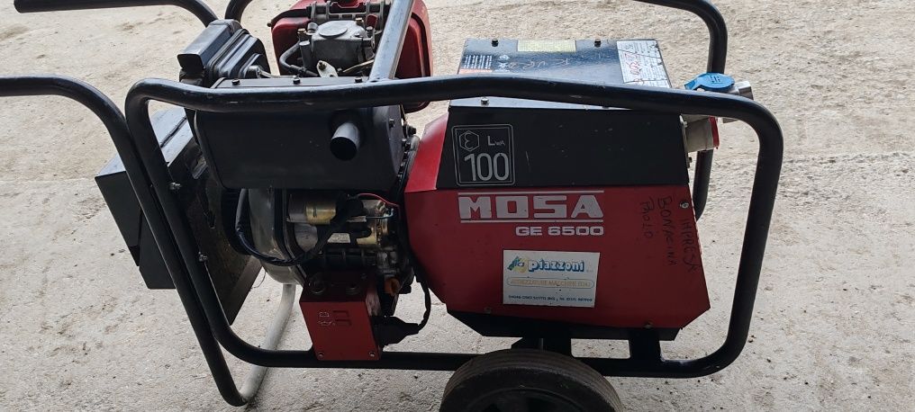 Generator marca Mosa diesel curent 380 și 220. Pornire la cheie