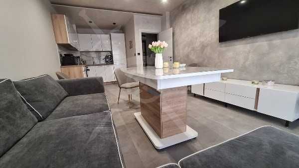 Продава се Двустаен апартамент в Бургас, Сарафово - 54 кв.м за 2408 €/кв.м - Снимка #1