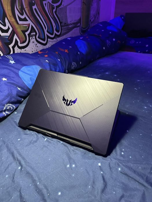 Геймърски лаптоп ASUS TUF F15 FX506L