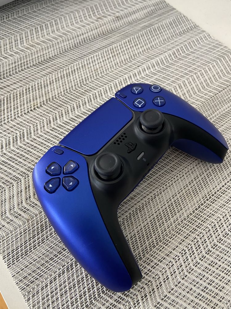 Конзола PS5 Disc Edition + Игра