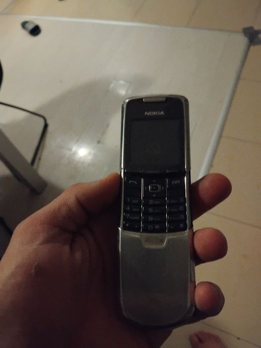 Nokia 8800 stare bună functional doar azi