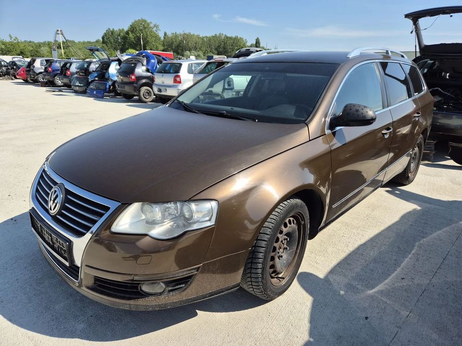 Dezmembram Volkswagen Passat B6, an 2007, 1.6FSI cod BLF