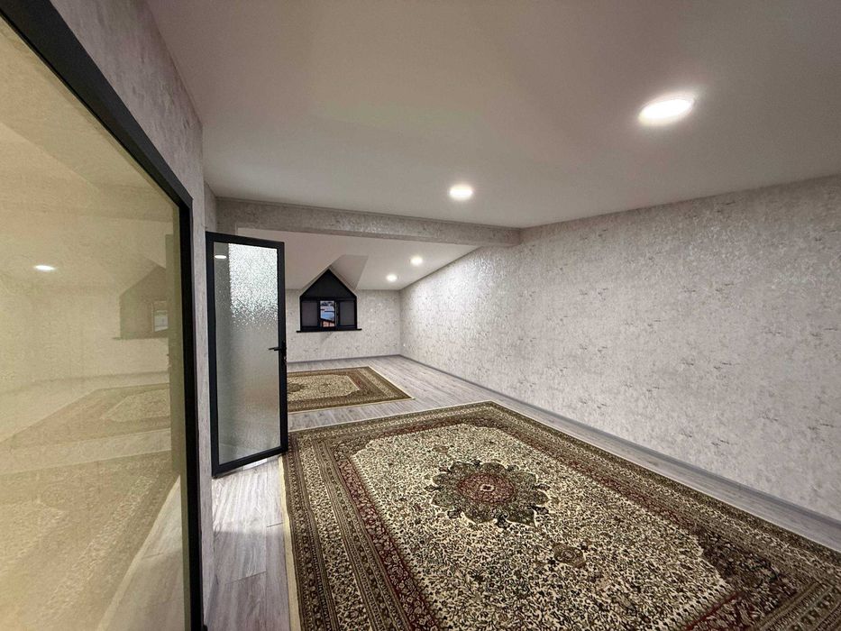 СРОЧНО !! Продаётся квартира в Мирабаде 1,75 сотих 5 комнат