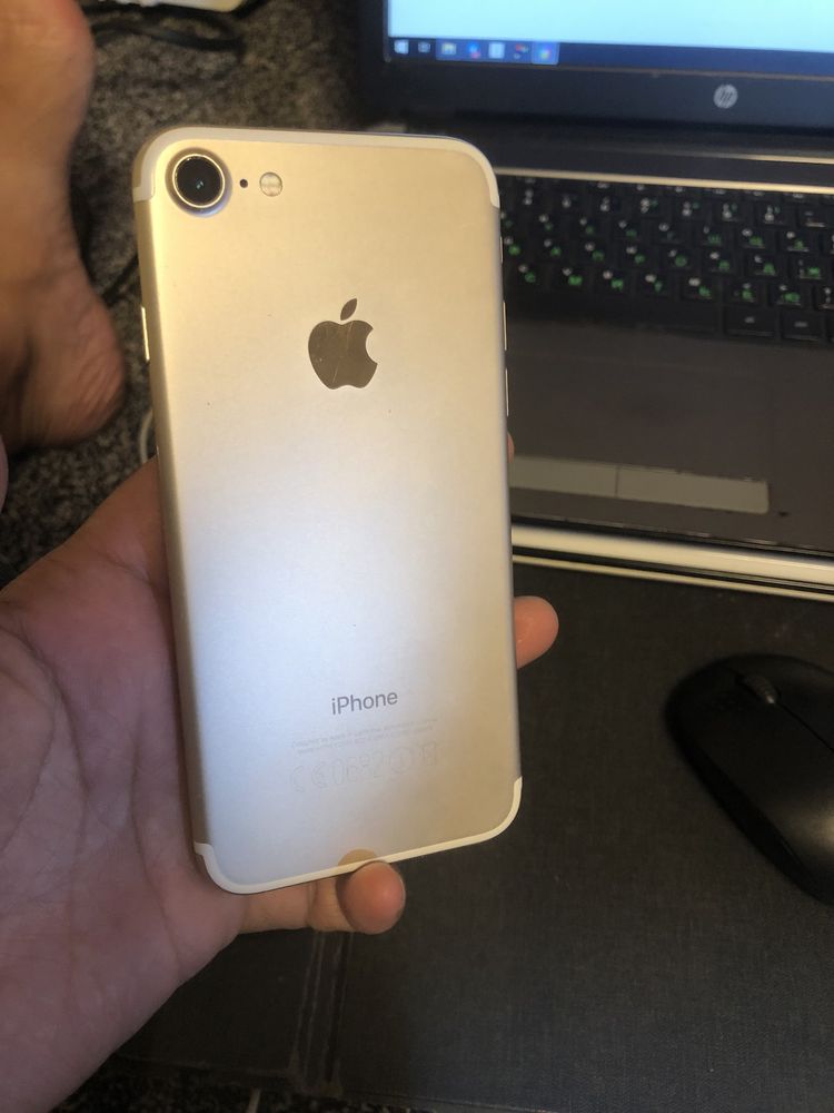 iPhone 7 32gb gold