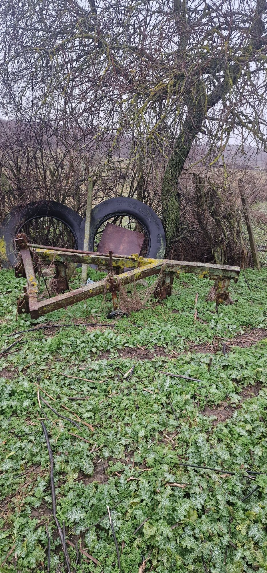 Продавам плуг за ЮМЗ