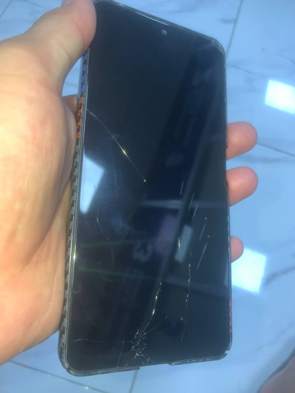 Redmi not 13 ekran basilgan
