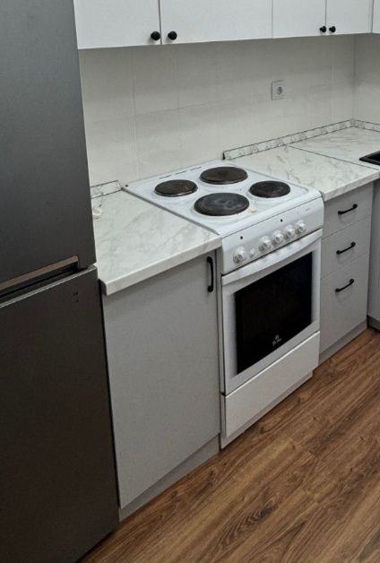 Плита срочно продаю