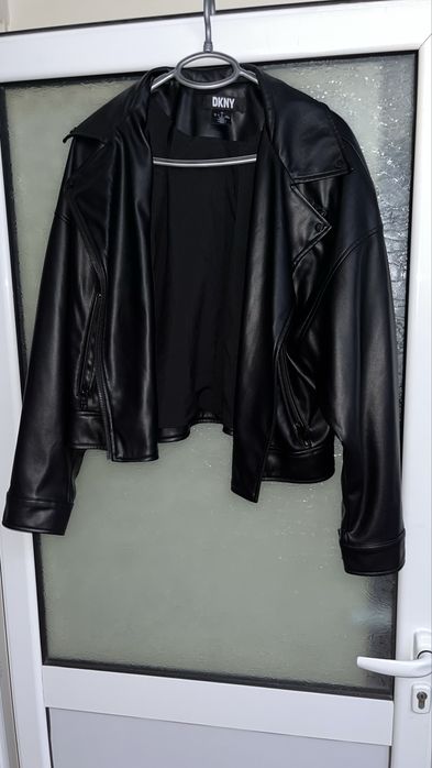 Кожено дамско яке DKNY