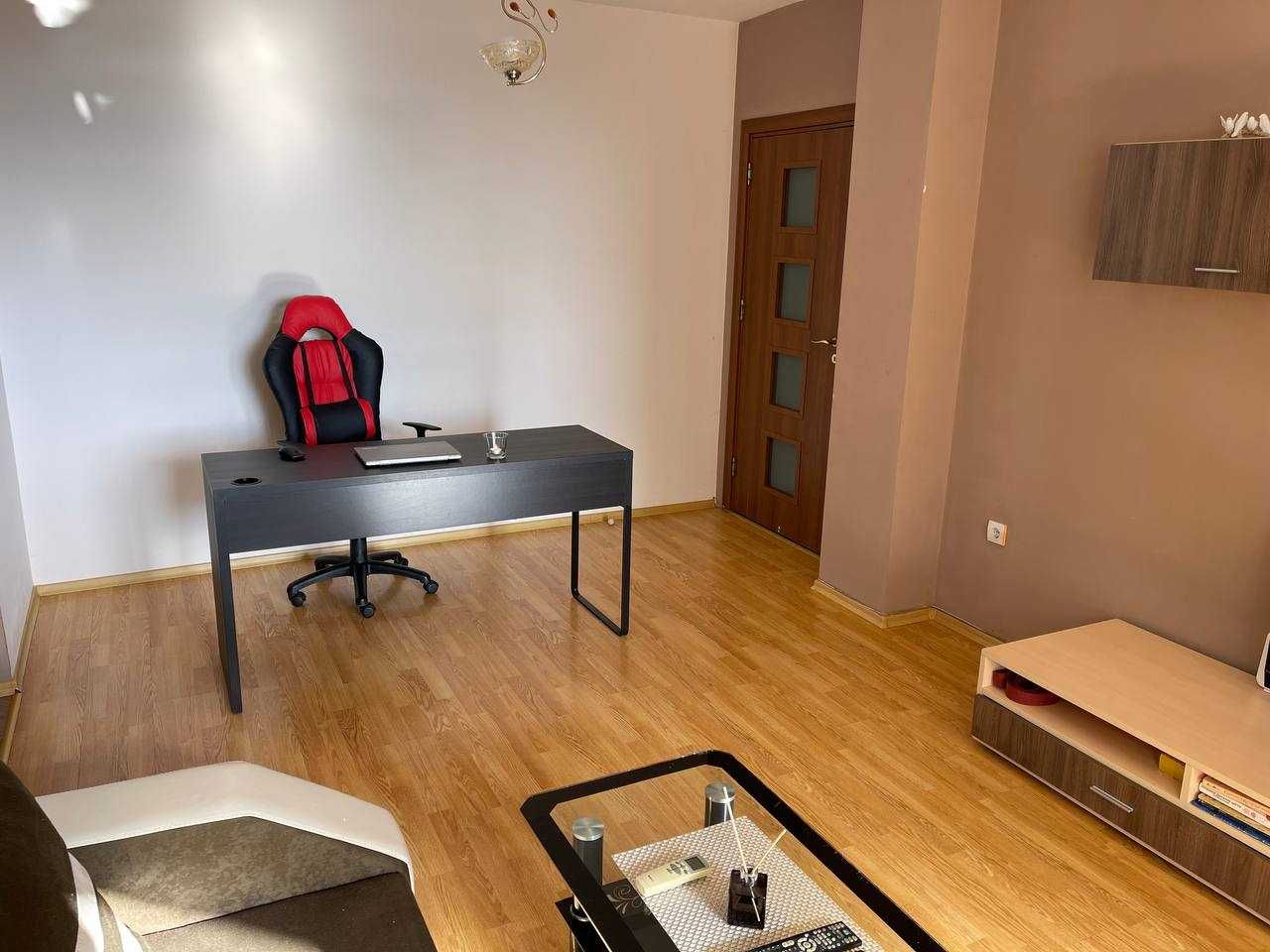 Дава се под наем Едностаен апартамент в Варна, Бриз - 54 кв.м за 408 € - Снимка #2