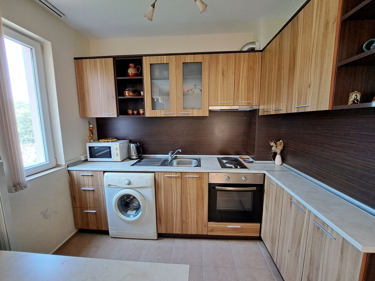 Продава се Двустаен апартамент в к.к. Златни пясъци - 55 кв.м за 1546 €/кв.м - Снимка #1