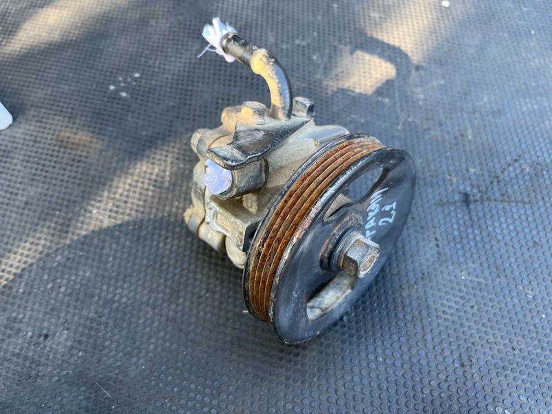 Хидравлична помпа Huyndai Terracan 2.9