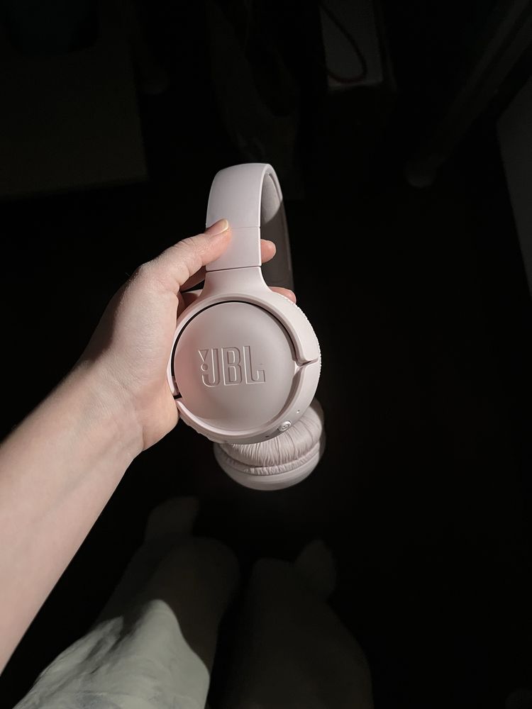 JBL наушники
