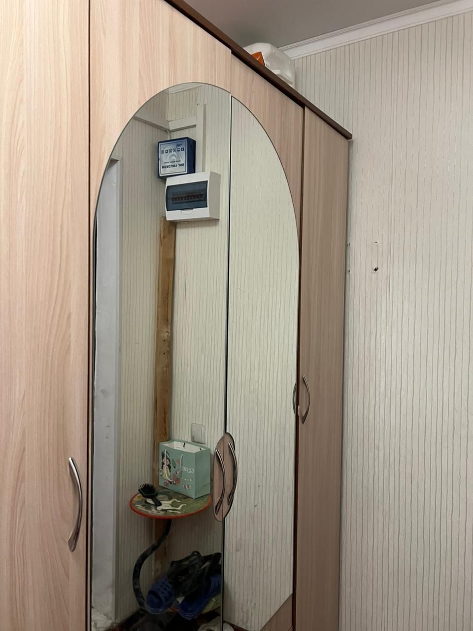 Продам 1комнатную поселек Солнечный