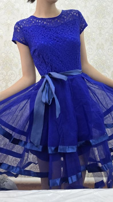 Синее вечернее платье