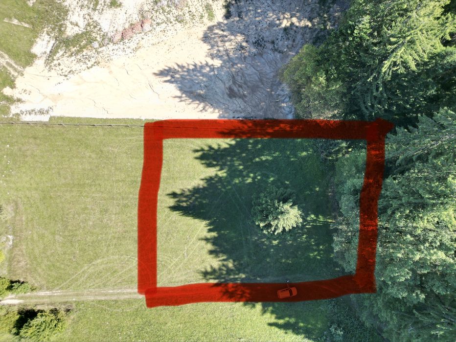 Teren Vulcan Intravilan 2000mp Poieniță Frumoasă lângă Lacuri