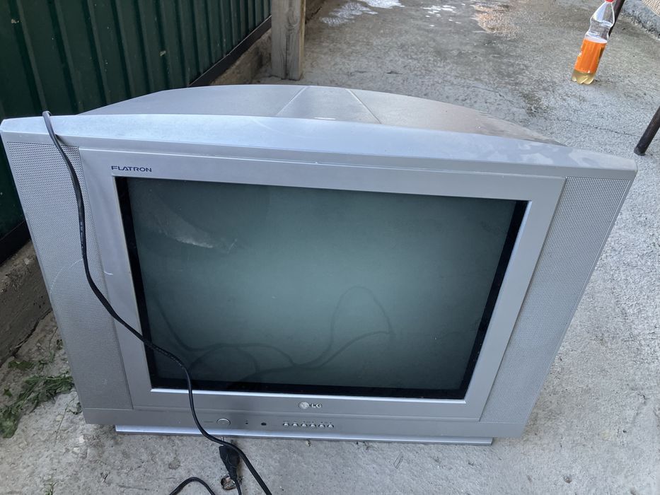 Продам телевизор