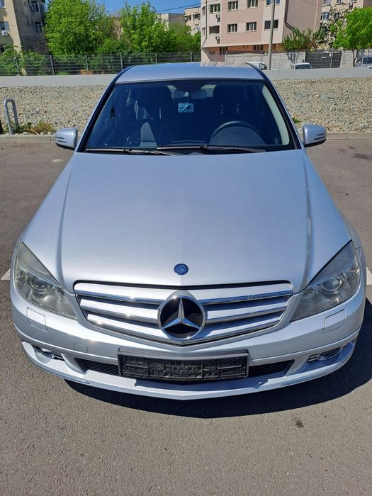 Vând Mercedes Benz
