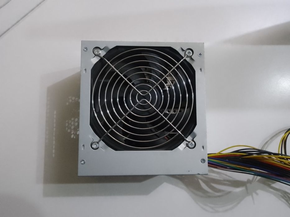 Блок питания 500 вт Qmax на компьютер в идеале