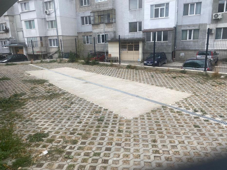 Отдавам парко място под наем гр Варна