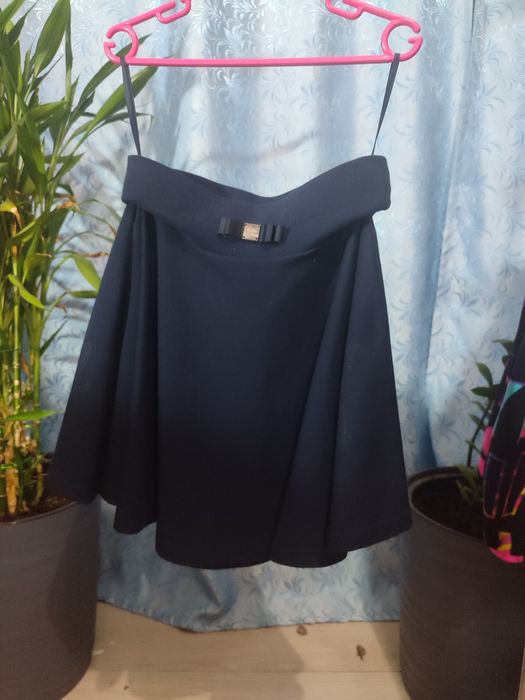 Продам школьную форму для девочки