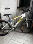 Vand bicicleta hardtail cu furca rockshox