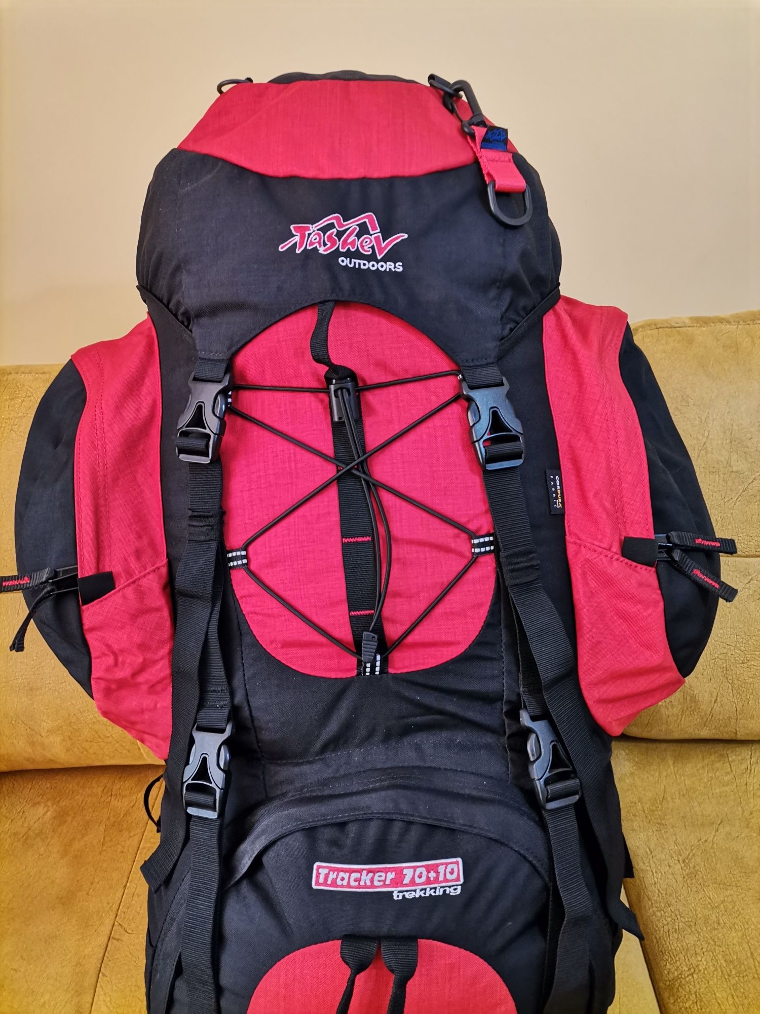 НОВА Туристическа раница Tashev Tracker 70 + 10 CORDURA