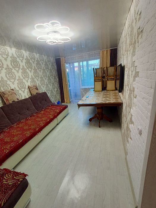 Продаётся трёхкомнатная квартира в Сарани