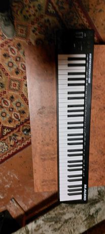 MIDI-Клавиатура, для игры на пианино