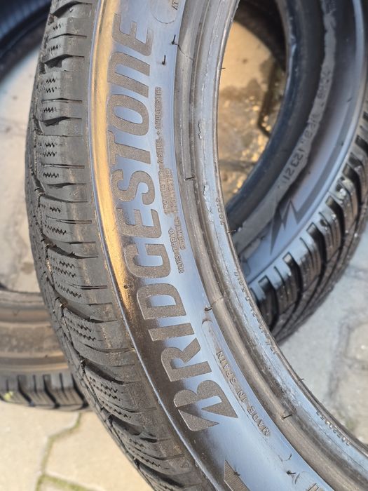 225 45 17 Bridgestone