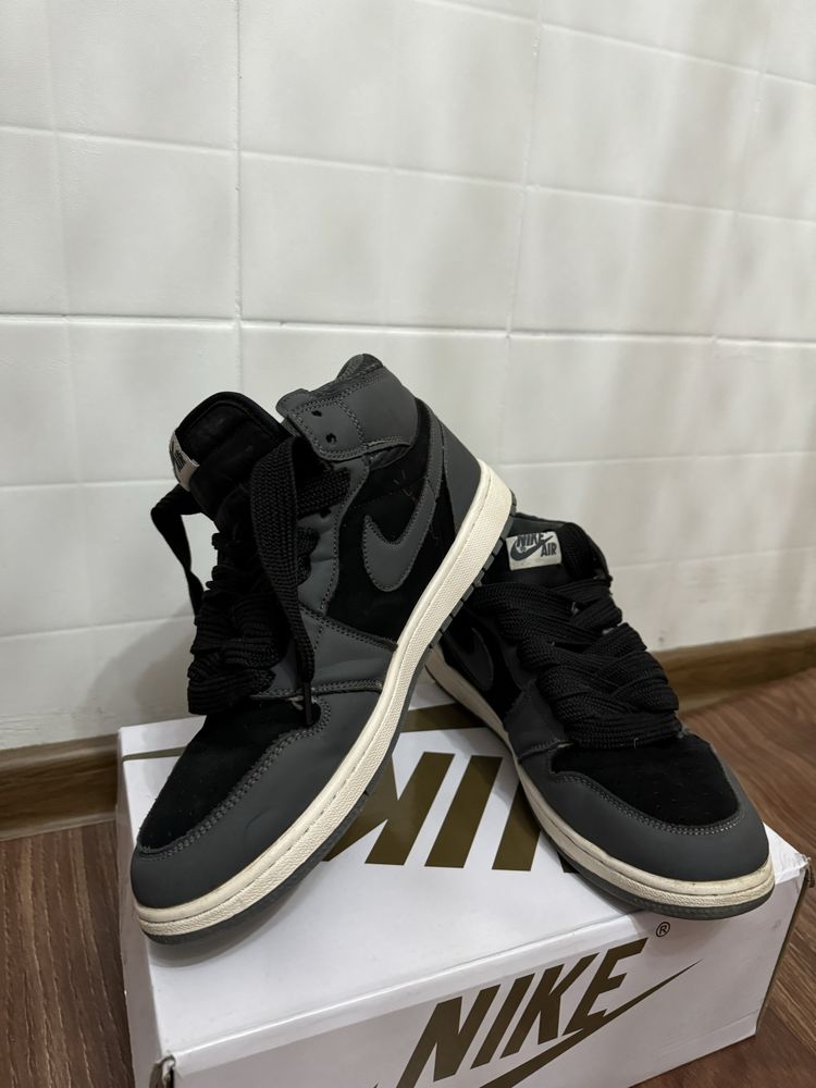 Кроссовки Air Jordan 1 Retro High OG “Shadow 2.0” от Nike.