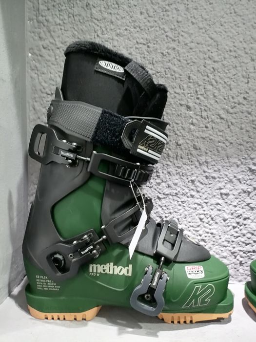 Clapari schiuri ski freestyle/freeride K2 Method Pro W Nou marime 24.5