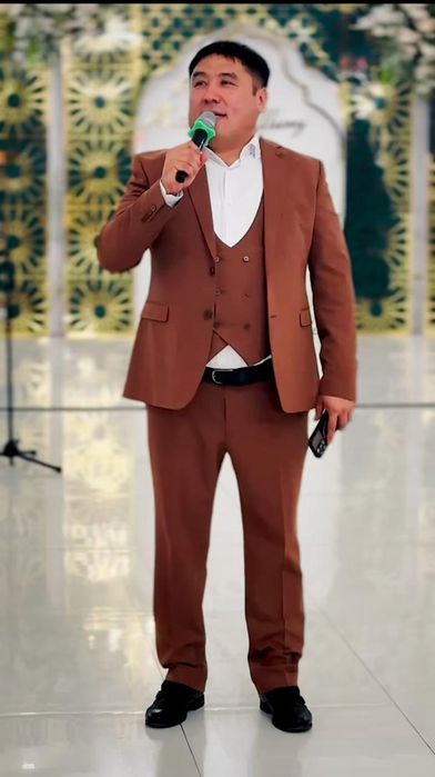 Тамада, асаба, шоумен Жақсылық