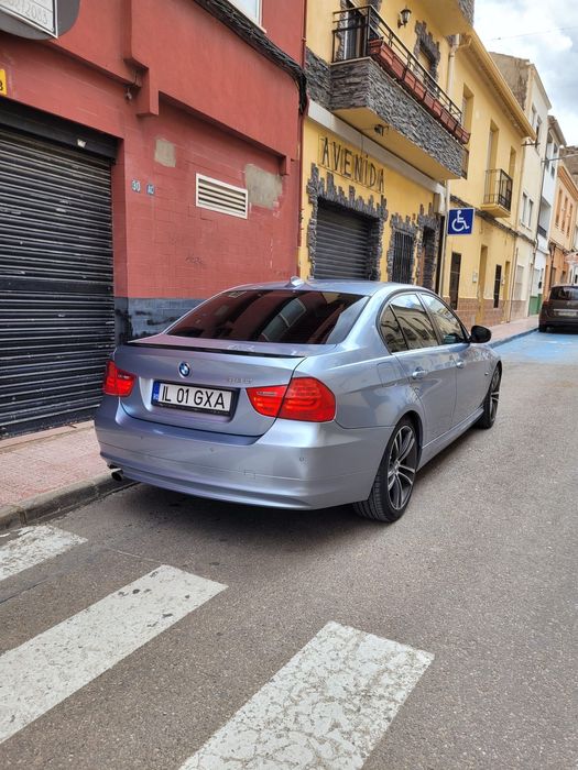Vând BMW E90 2.0 D